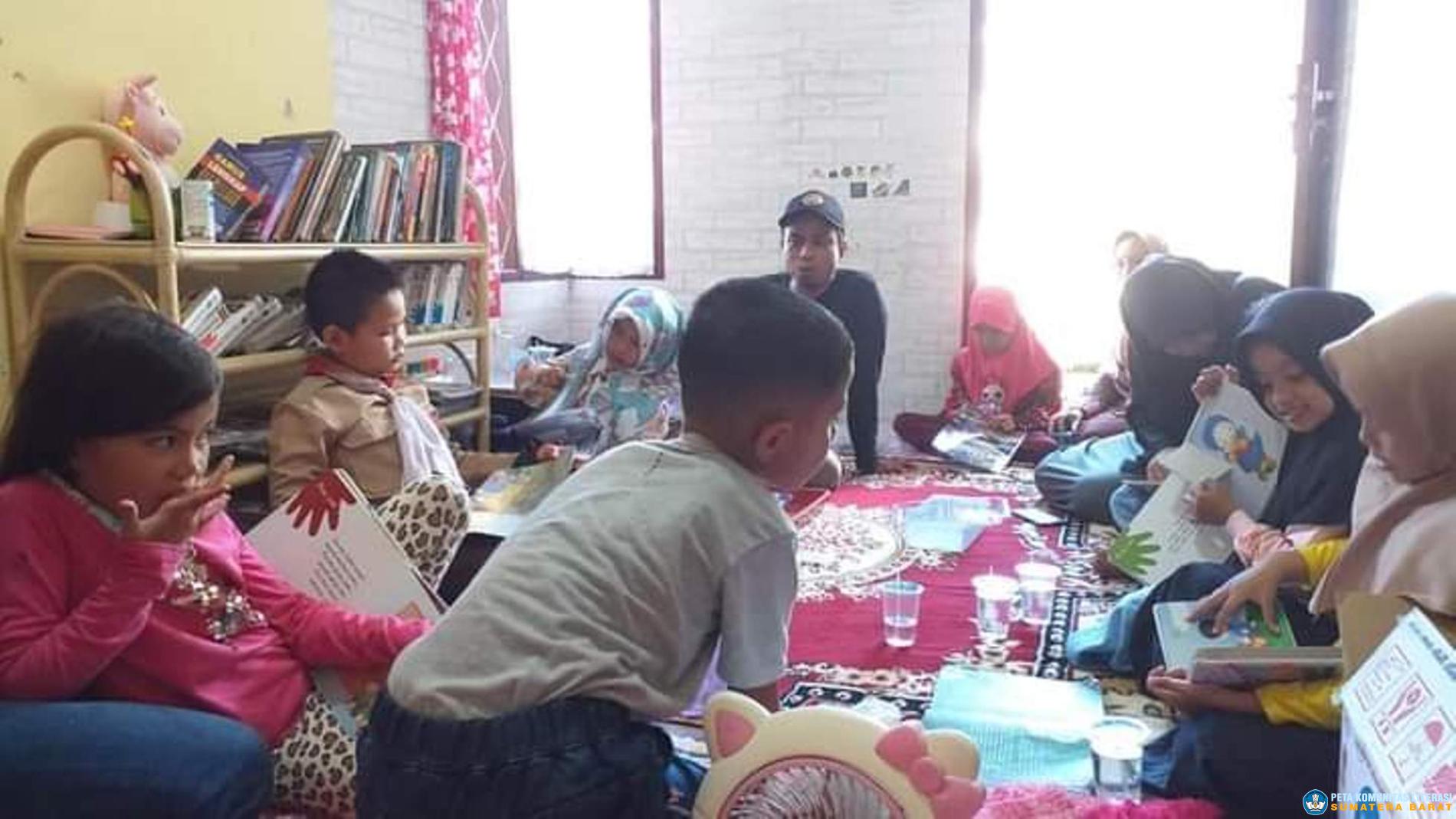 Ruang Baca Kreatif Lestari